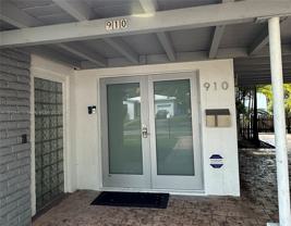 910 Ne 81st St #F - Photo 1 of 1