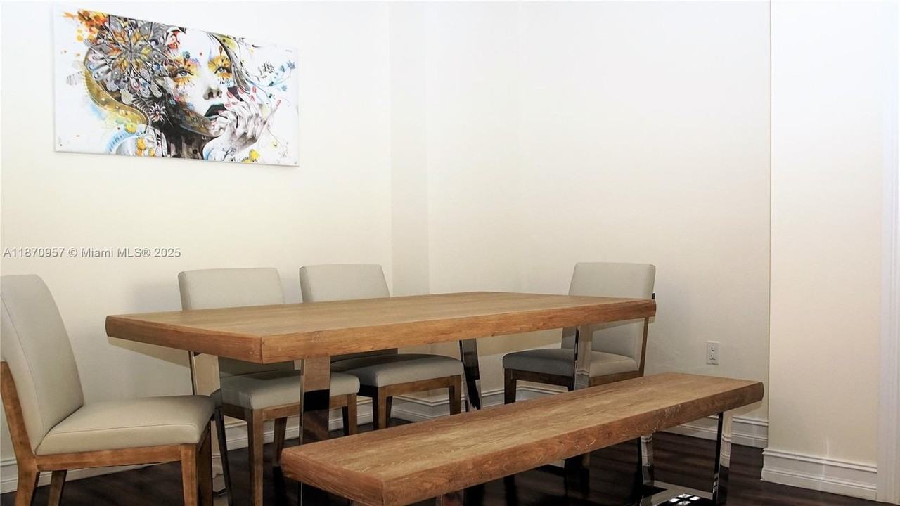 3001 Ne 185th St #428 - Photo 5 of 25