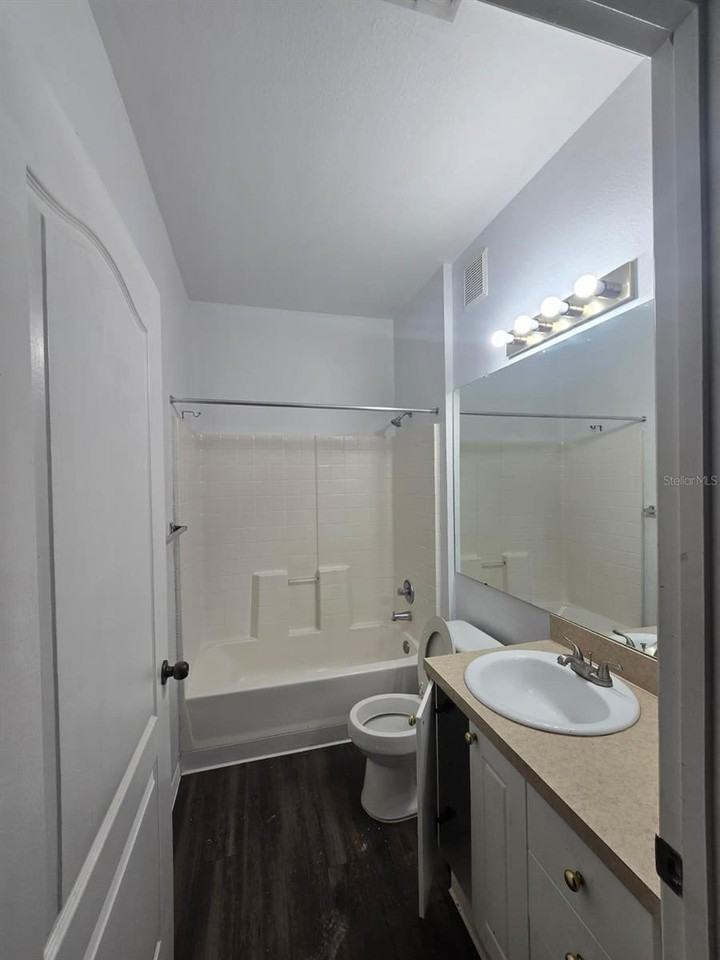 3391 S Kirkman Rd #1216 - Photo 5 of 25