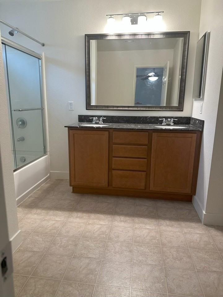 Griffin Ave - Photo 6 of 7