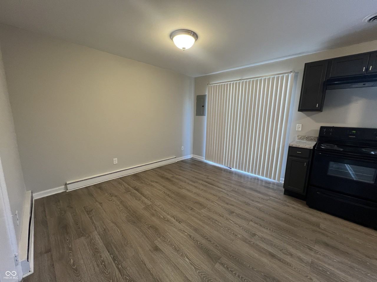 3357 Ashley Ln - Photo 6 of 21