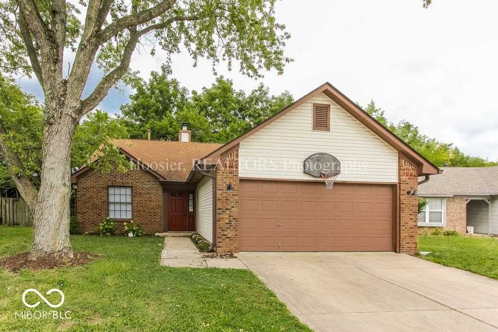 14610 Village Park East Dr