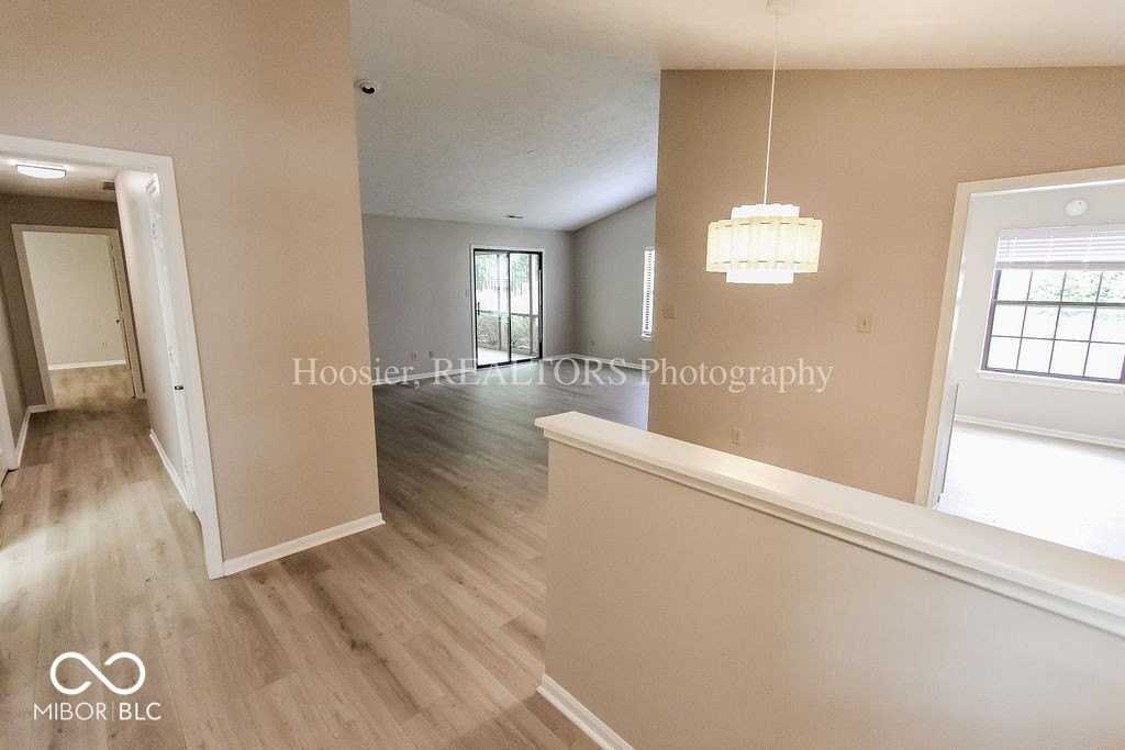 14610 Village Park East Dr - Photo 5 of 18