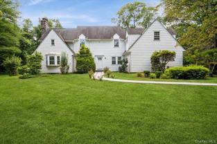 34 Wolfe Ln - Photo 1 of 1