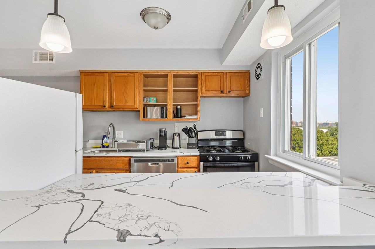 Wade Rd Se - Photo 5 of 13