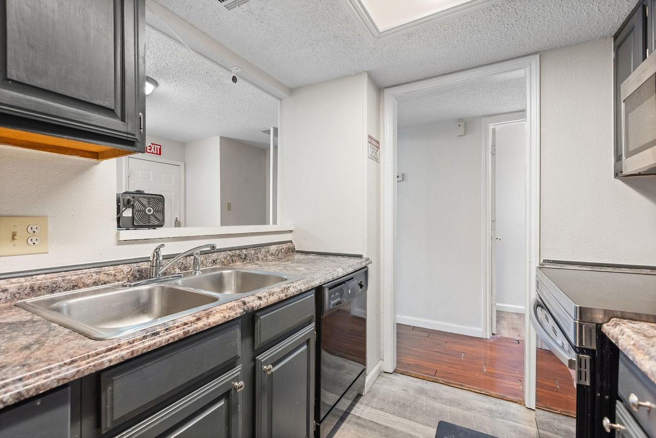 Rothington Rd - Photo 6 of 8