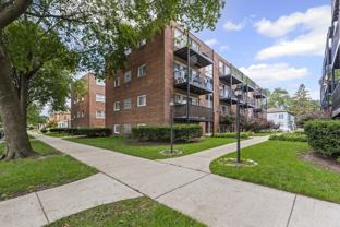 2624 W Catalpa Ave #14 - Photo 1 of 1