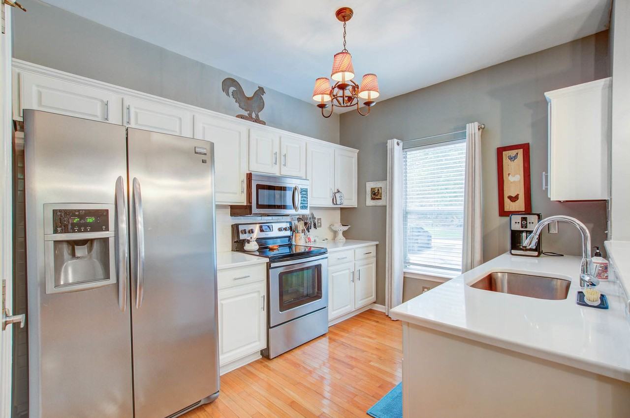 2347 Tall Sail Dr #201A - Photo 5 of 8