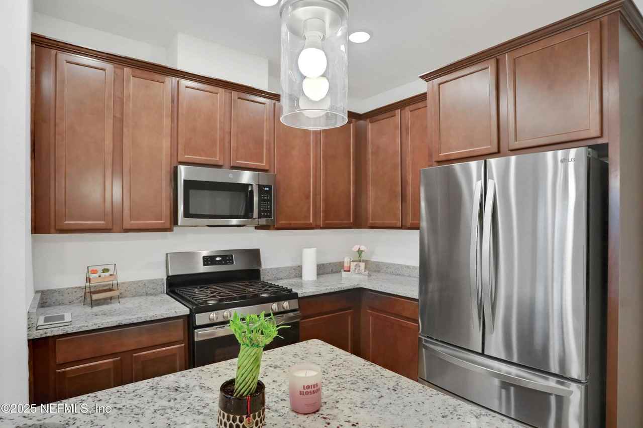 11103 Quasar Court - Photo 7 of 23