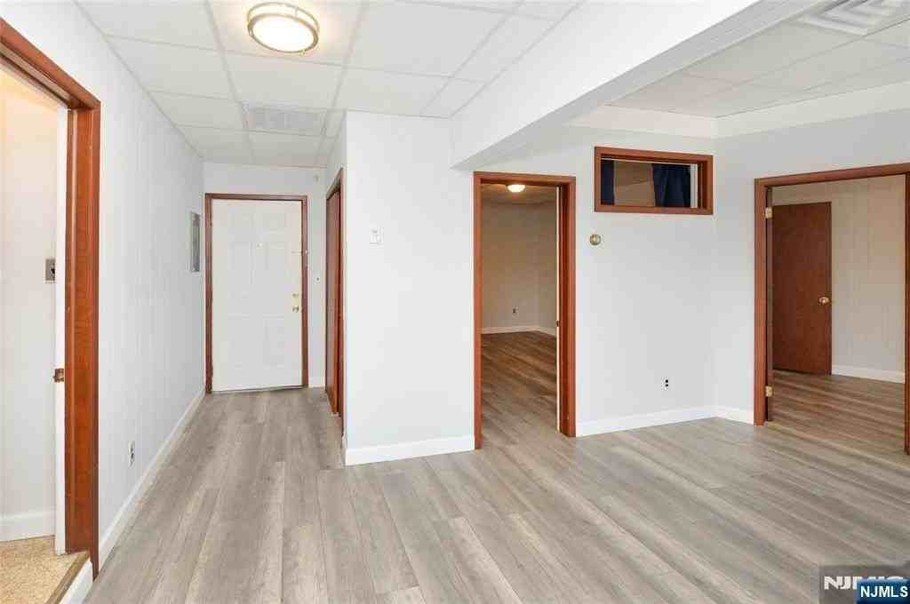 190 Rock 4 - Photo 5 of 14