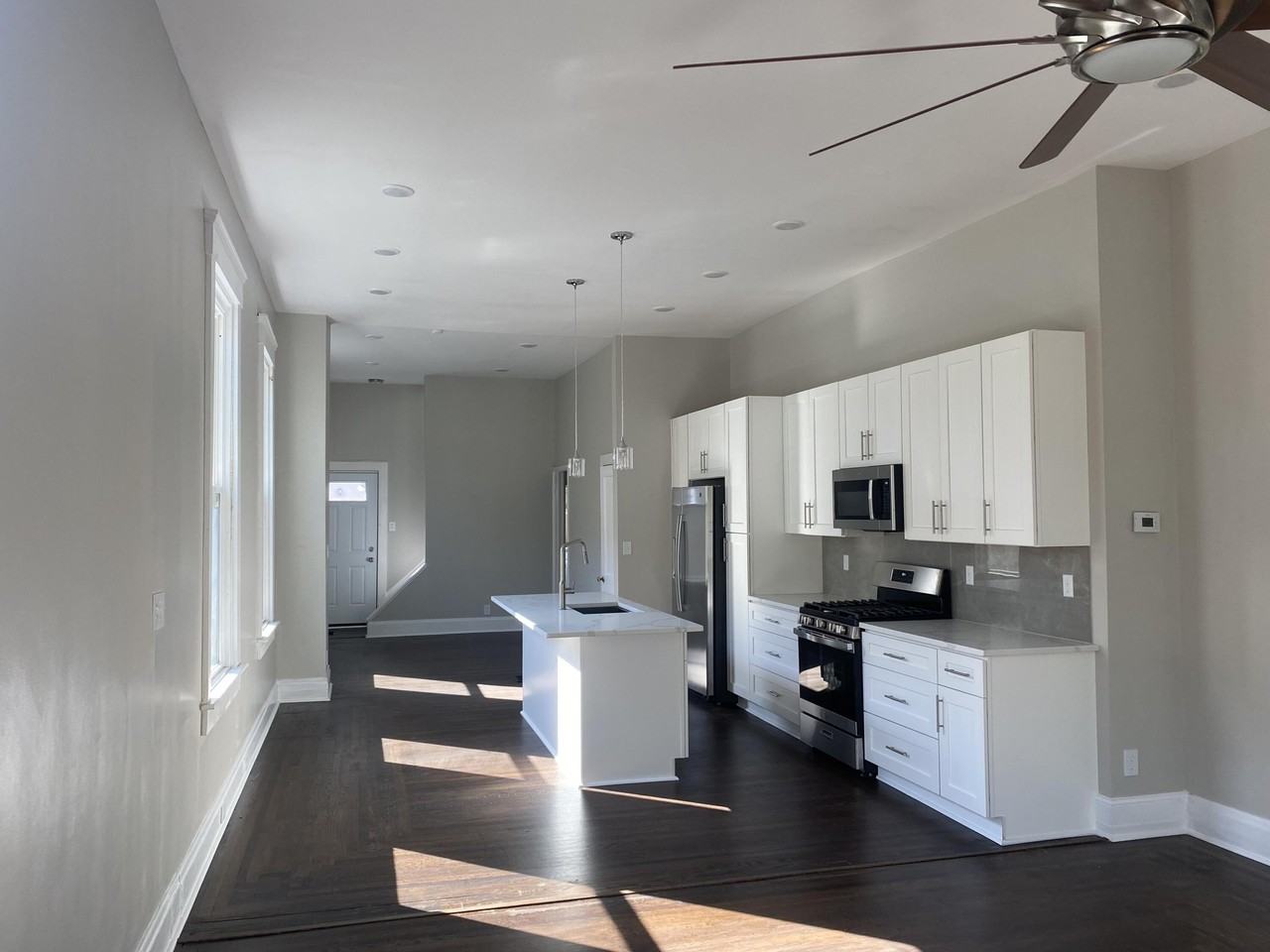 308 Center Street - Photo 2 of 17