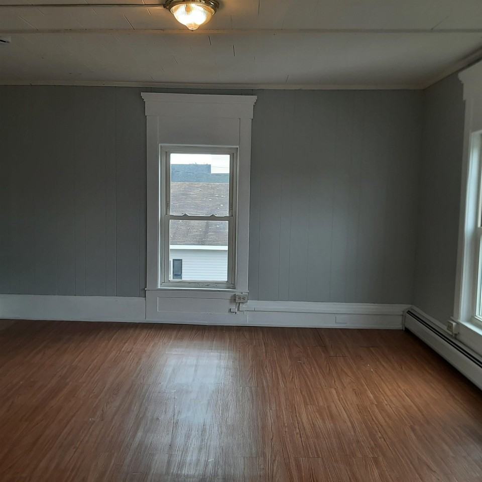 Daniel Webster Hwy #4 - Photo 6 of 21