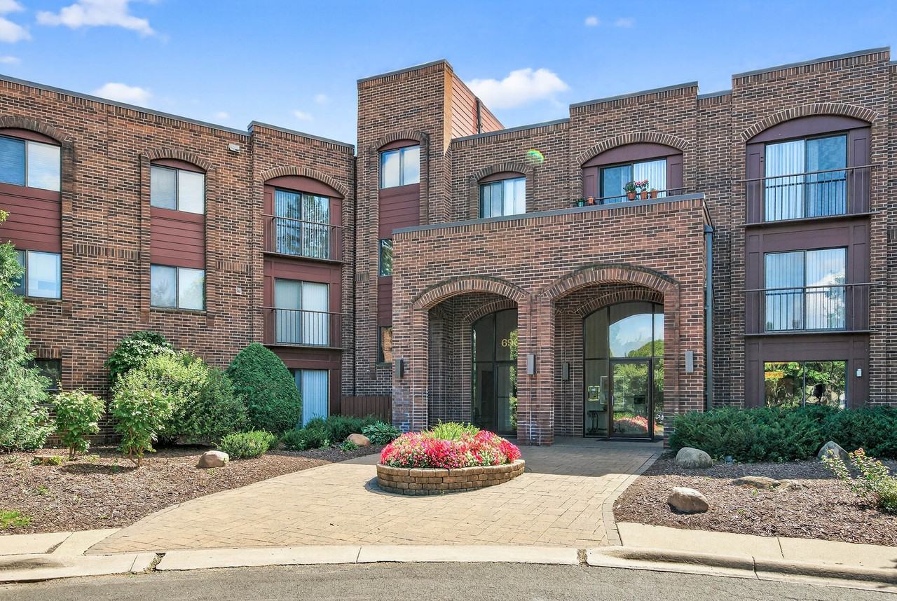 6901 West 84th Street #361 - Photo 2 of 18