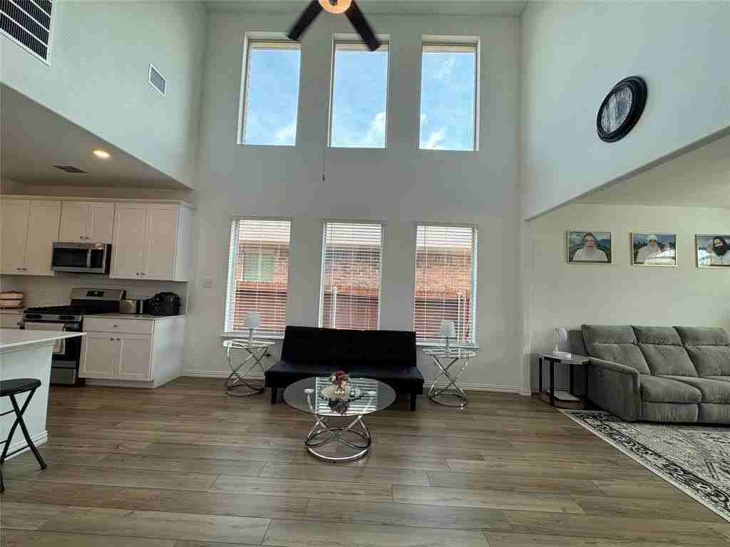 3159 Blossom Trl - Photo 5 of 25