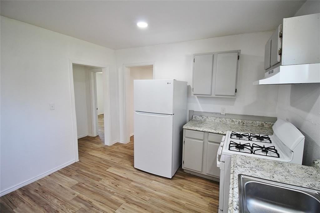 709 Rose Hill Rd - Photo 7 of 19