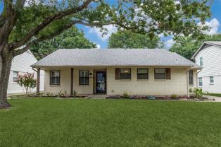10415 Mapleridge Dr - Photo 1 of 1
