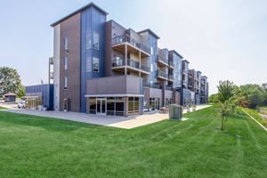 featured image of 3811 S Weller Ave