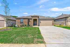 featured image of 2422 Burleson Rd