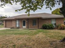 605 Elm St - Photo 1 of 1