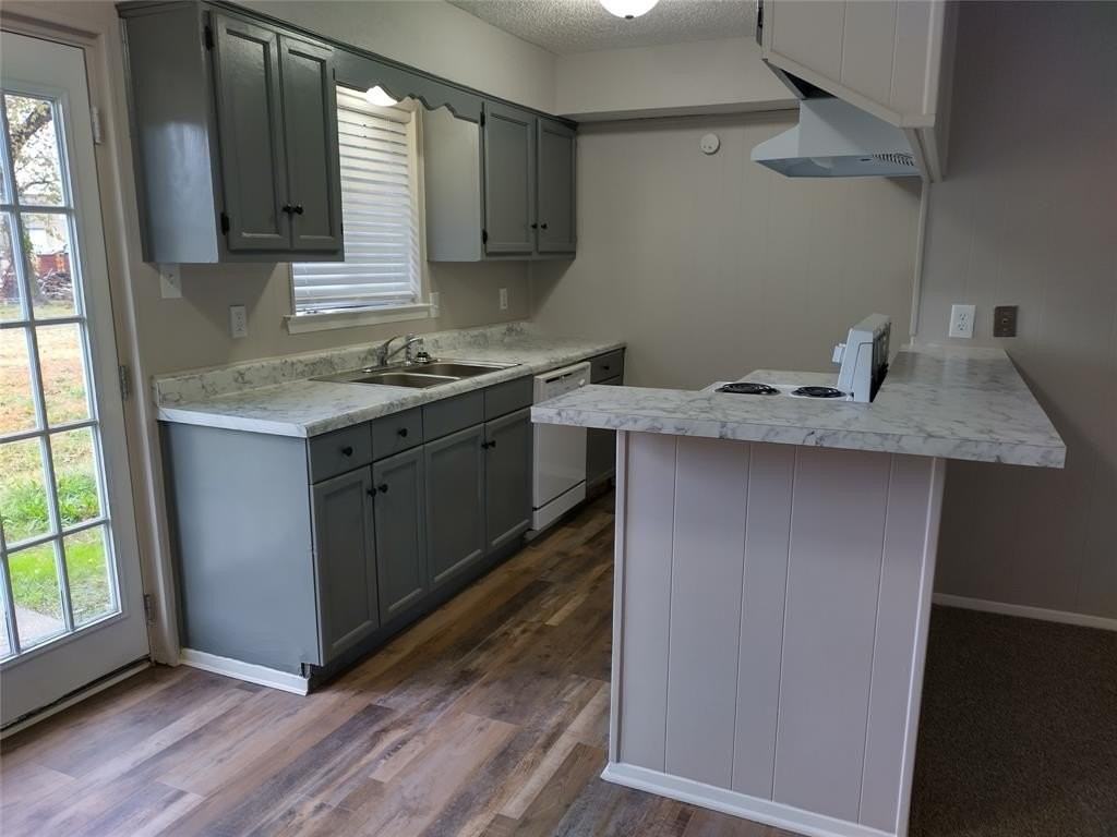 605 Elm St - Photo 7 of 21