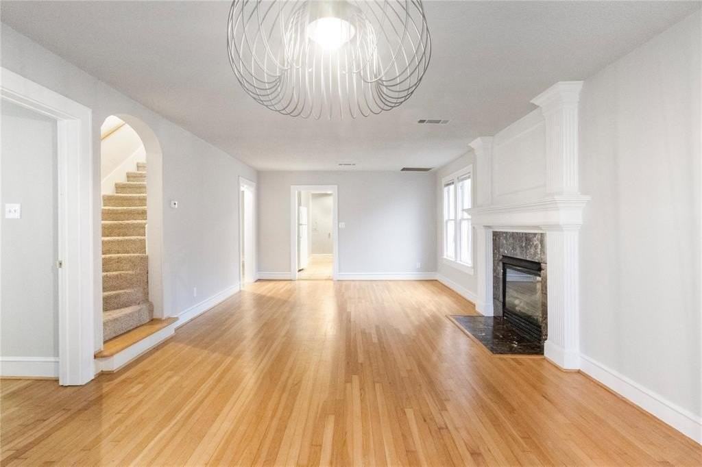 3317 W 5th St - Photo 2 of 27