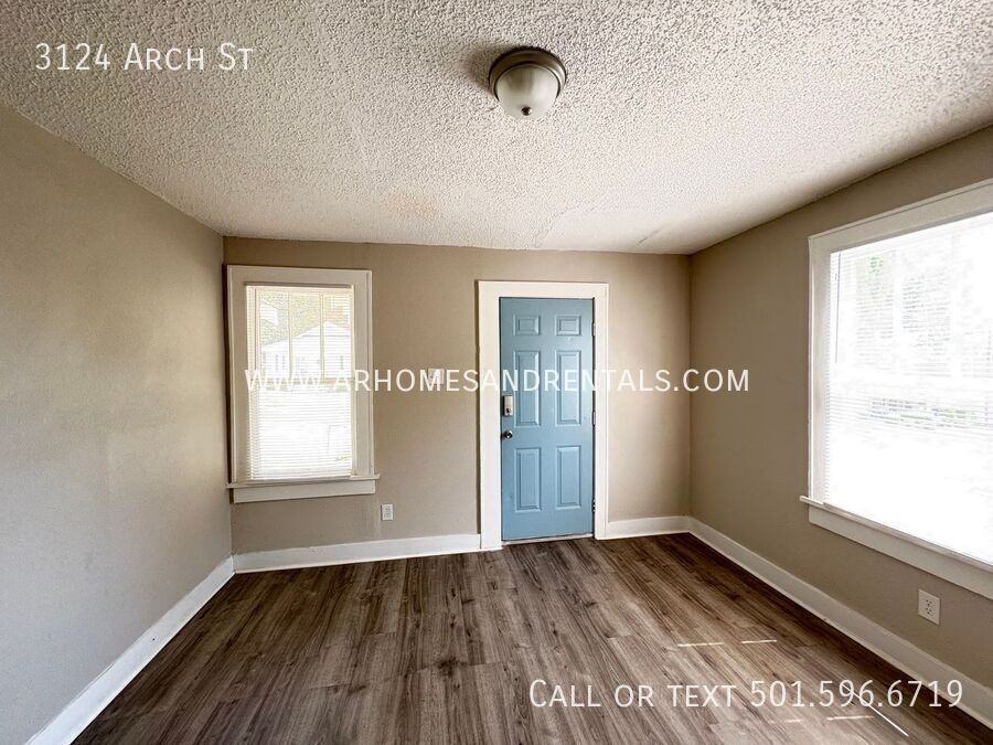 3124 S Arch St - Photo 2 of 10