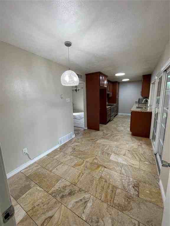 1616 Spanish Trl - Photo 6 of 27