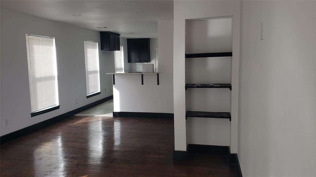 3855 Mount Washington St - Photo 3 of 7