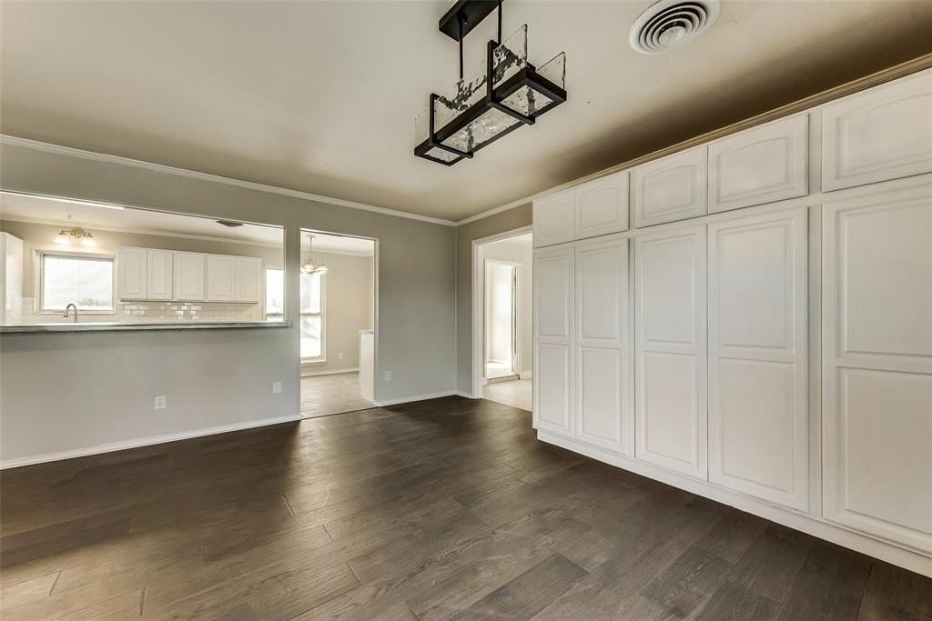 16 Estates Rd - Photo 6 of 27