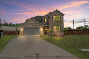 2607 Dakota Cir - Photo 1 of 1