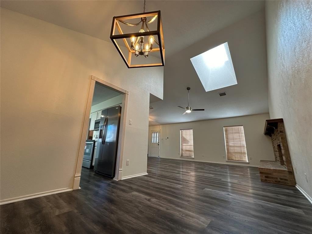 307 Harrington Lane - Photo 6 of 20