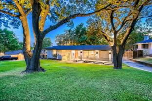 221 Lakeridge Dr - Photo 1 of 1