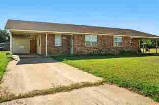 2319 N Danville Dr - Photo 1 of 1