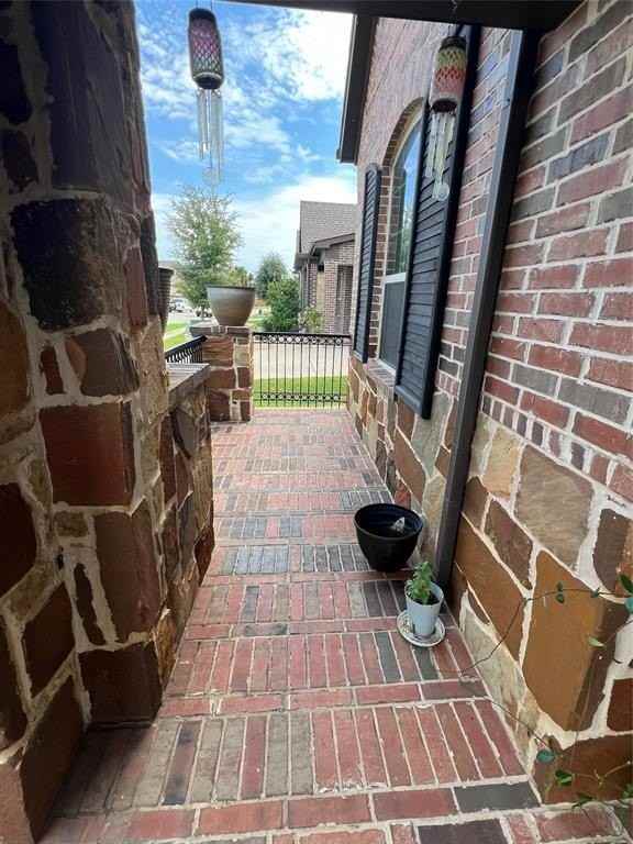 4959 Gleneagle Drive - Photo 3 of 40