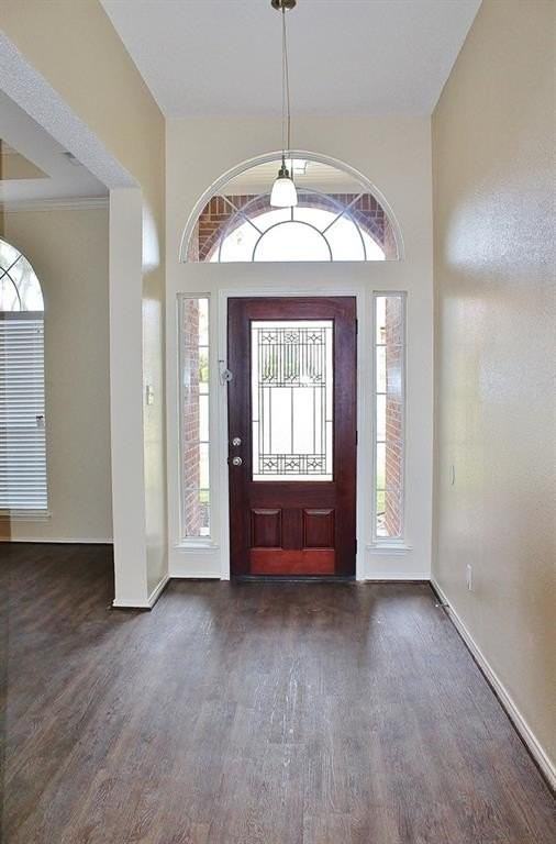 712 Clair View Drive - Photo 2 of 22