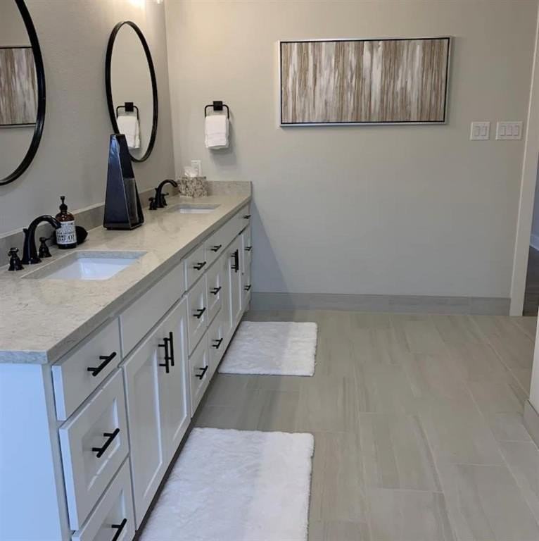 306 Village Way - Photo 7 of 14