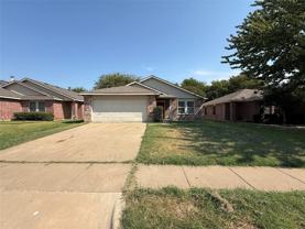 4240 Hunters Creek Dr - Photo 1 of 1