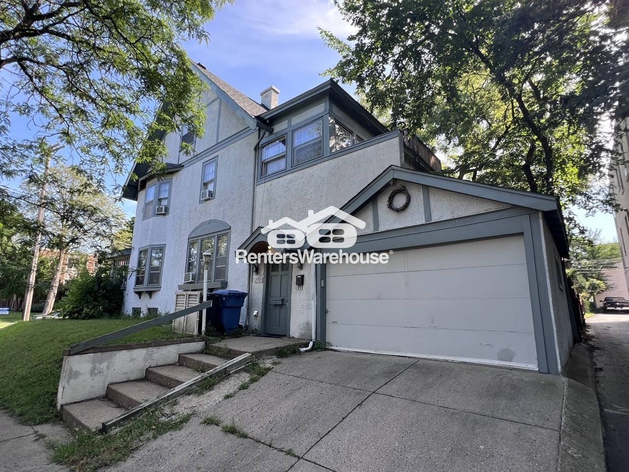 1431 W 27th St Uppr Unit #Unit - Photo 2 of 16