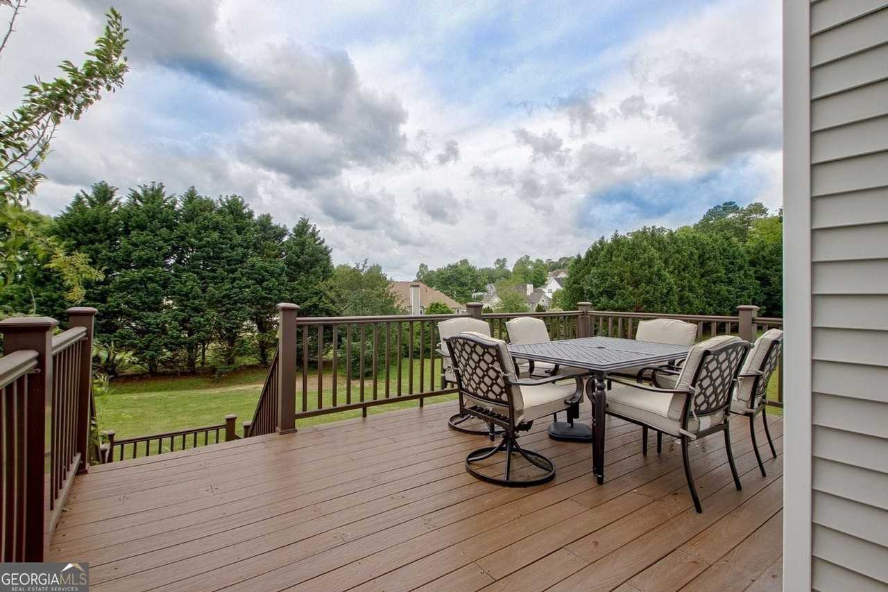 311 Hambrick Park - Photo 2 of 22