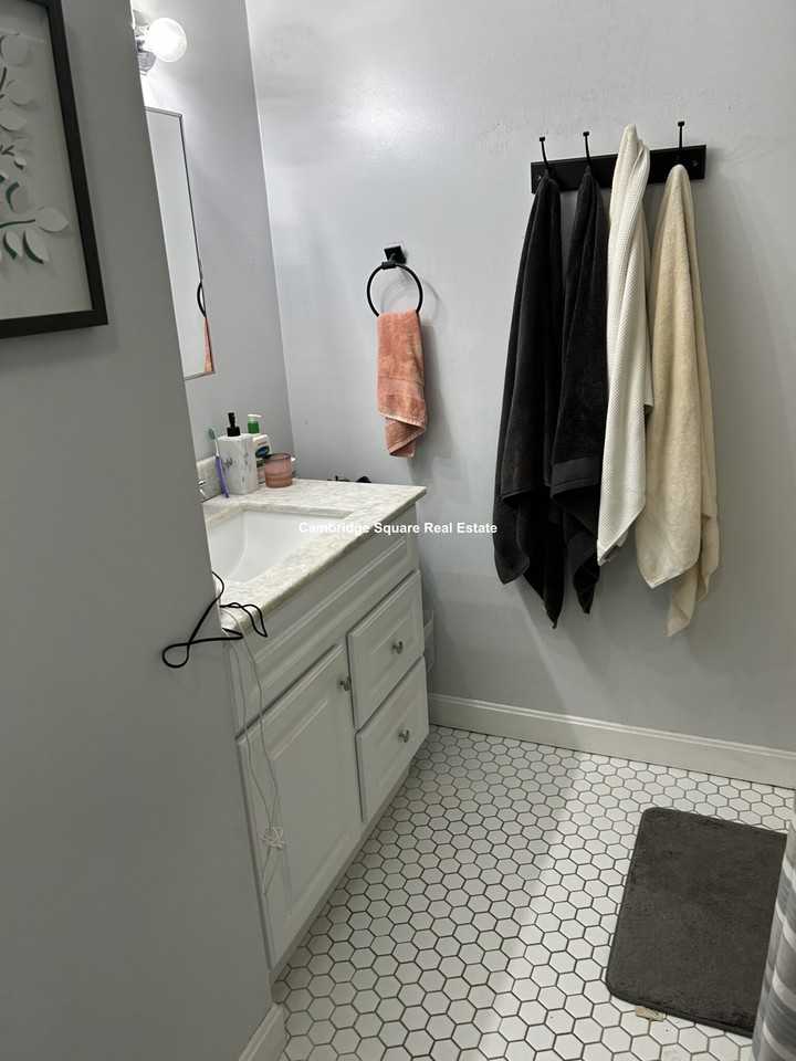 Edward St #2 - Photo 5 of 12