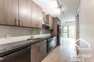 211 W Scott St - Photo 1 of 1