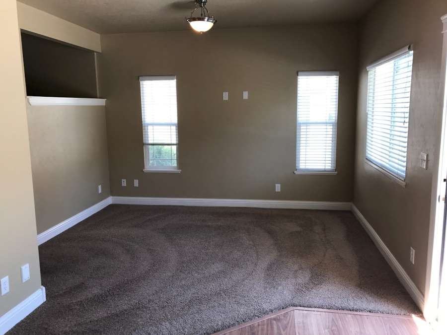 1550 Nw #104 - Photo 3 of 21