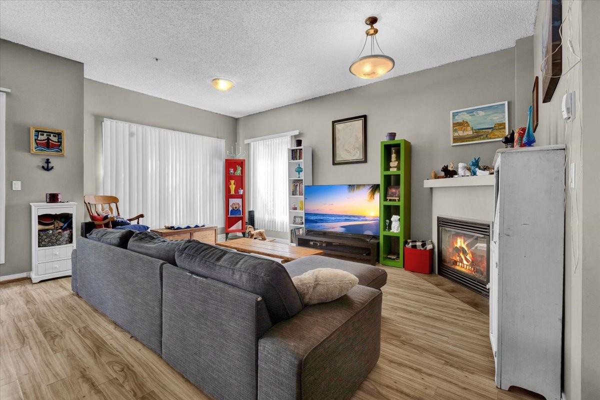 9200 108 Ave Nw - Photo 2 of 29