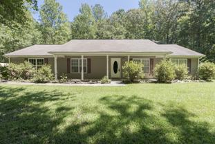 445 Hawk Rd - Photo 1 of 1