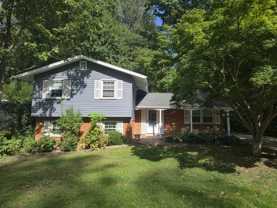 3207 Fair Woods Pkwy - Photo 1 of 1