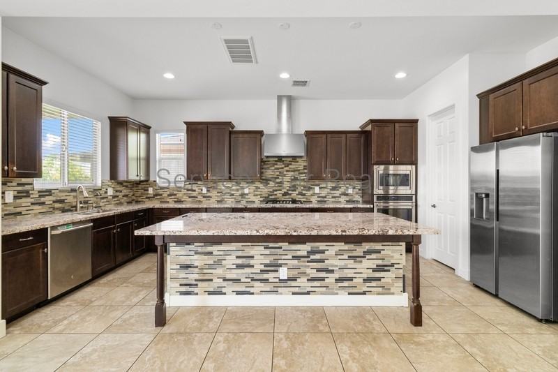 2631 W Rancho Laredo Dr - Photo 6 of 33