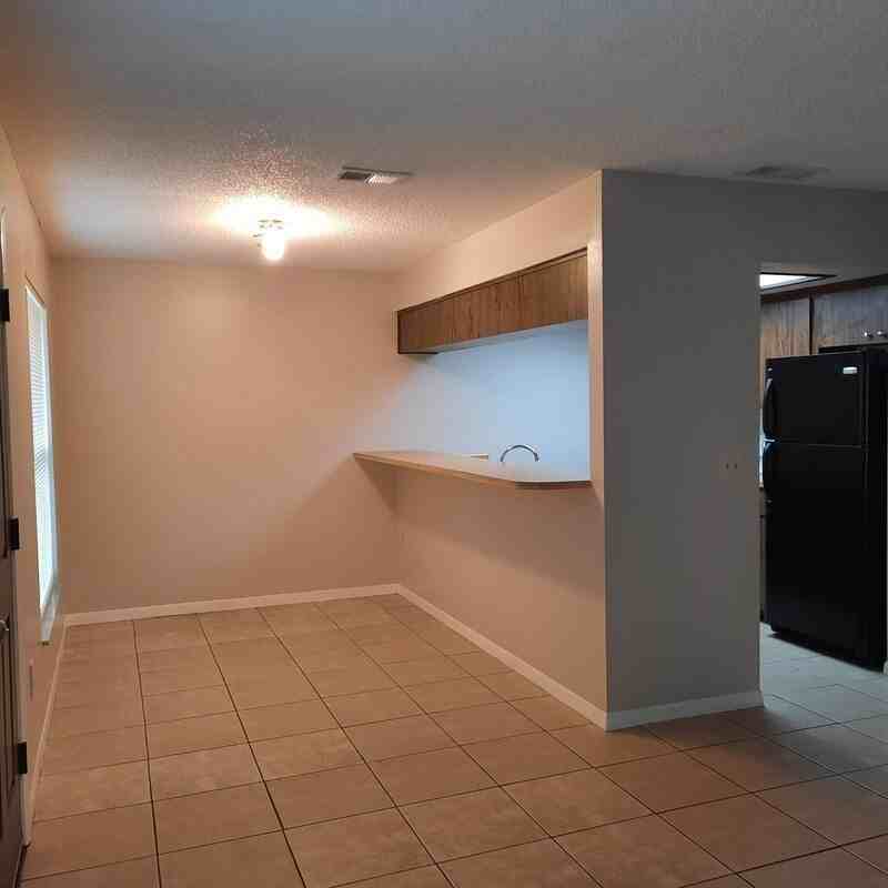 682 37th Street North - Photo 2 of 9