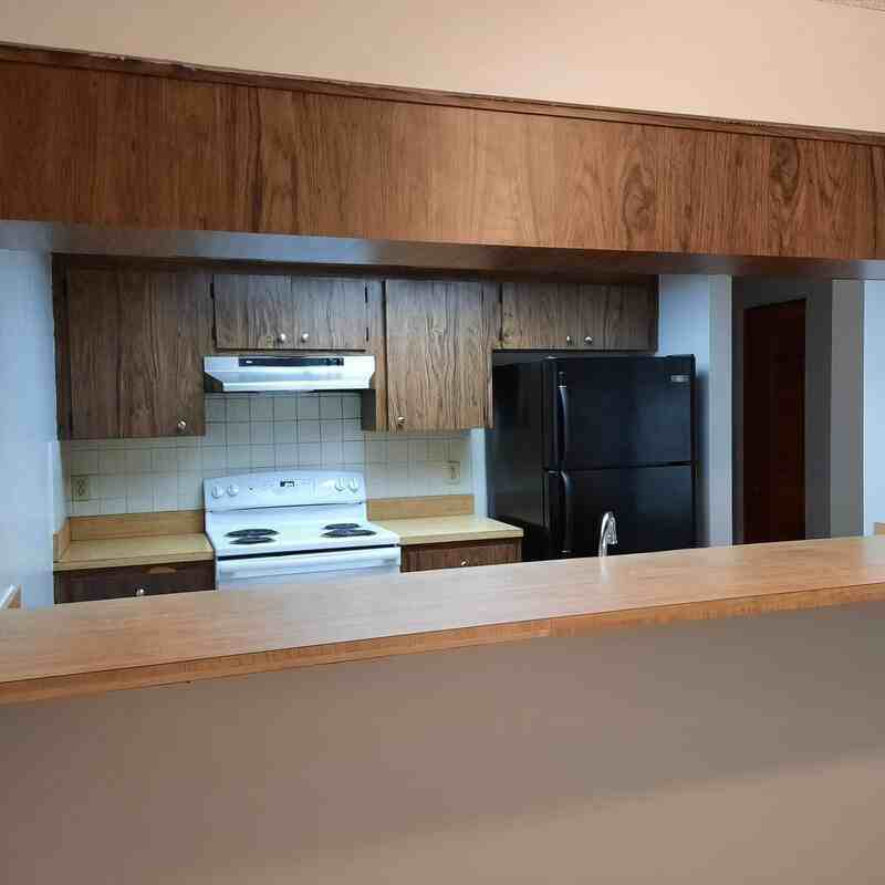 682 37th Street North - Photo 4 of 9