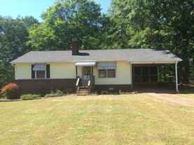 237 Oak Rd - Photo 1 of 1