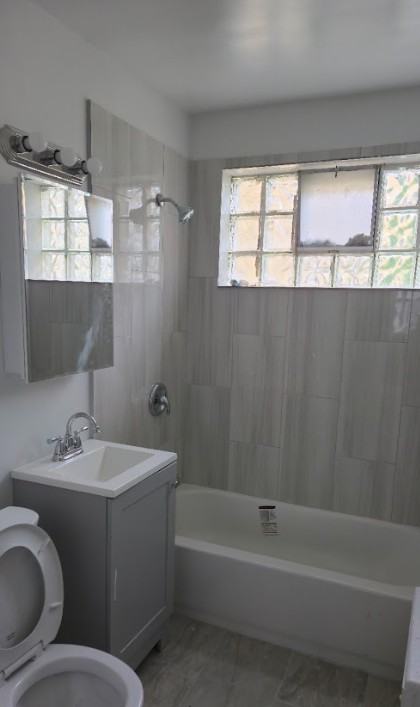 W North Shore Ave & N California Ave - Photo 7 of 12